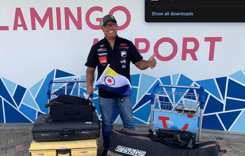 Boneiru den kompetensia internashonal di outo remote control na California